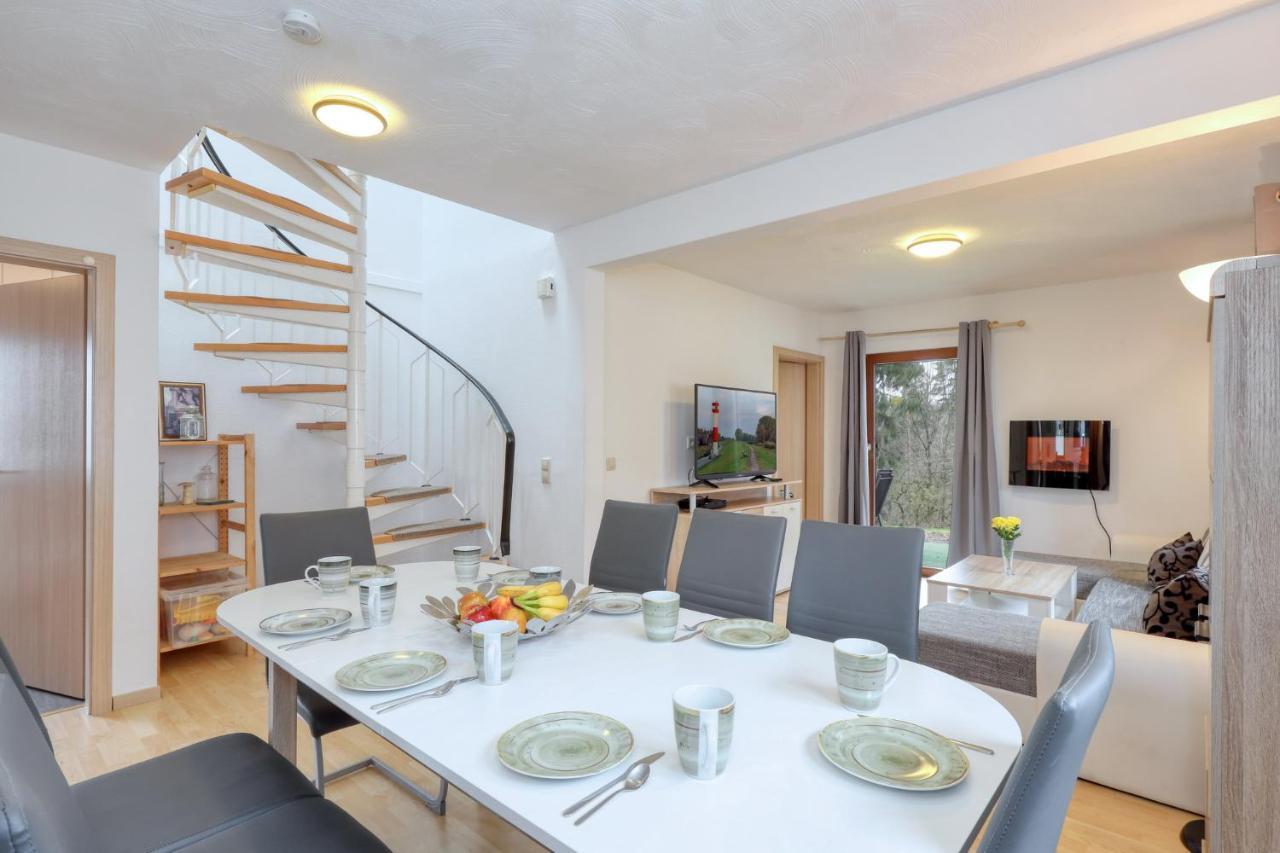 Seepark Kirchheim Ferienhaus Bei Vera Mit Sauna Dış mekan fotoğraf