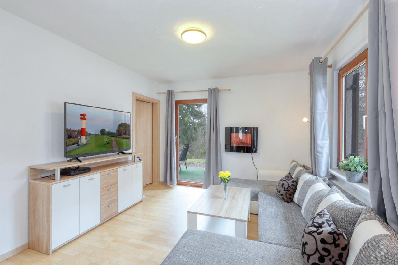 Seepark Kirchheim Ferienhaus Bei Vera Mit Sauna Dış mekan fotoğraf
