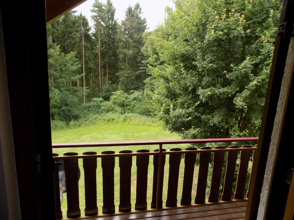 Seepark Kirchheim Ferienhaus Bei Vera Mit Sauna Dış mekan fotoğraf